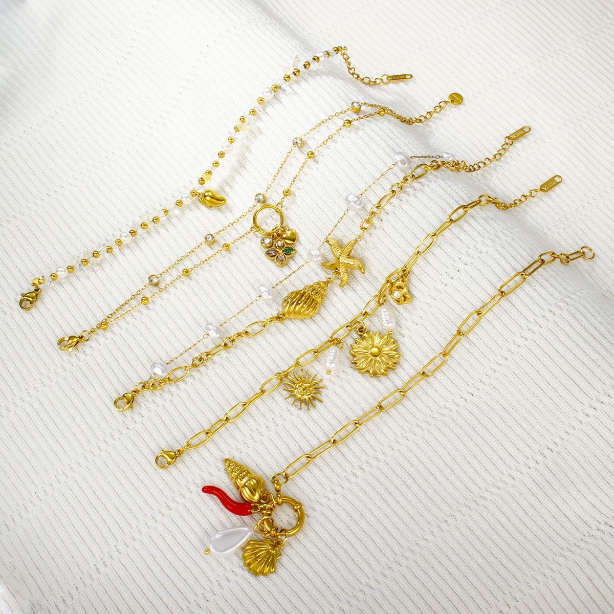 时尚小众天然石珍珠花朵手链